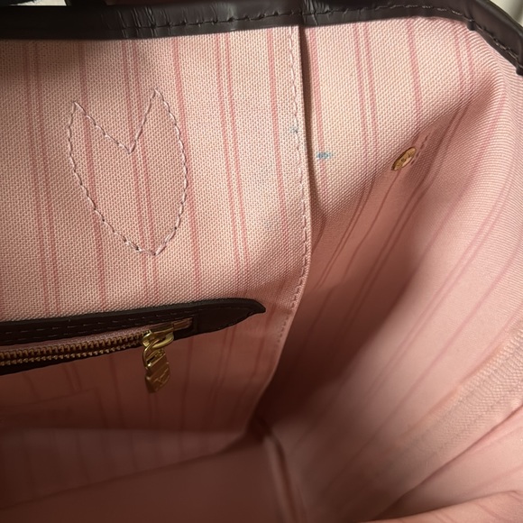 Authentic Louis Vuitton Neverfull mm - Picture 6 of 10